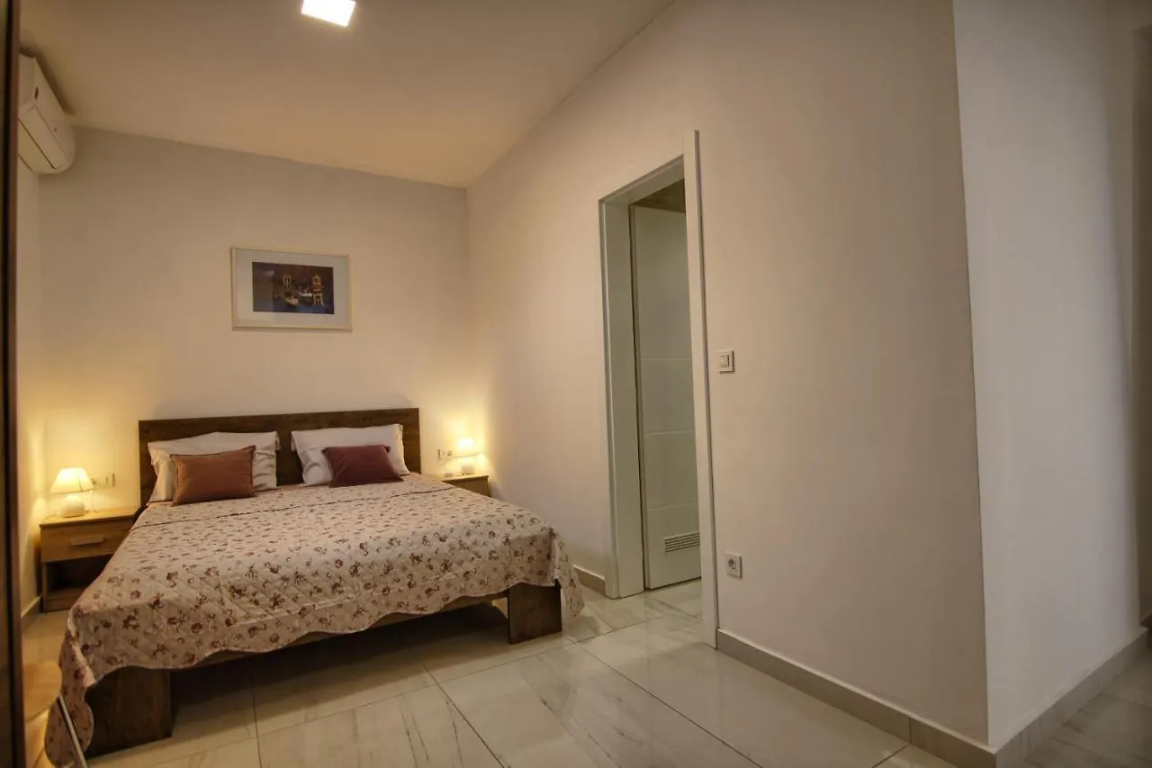 Rooms Dragica Pakostane